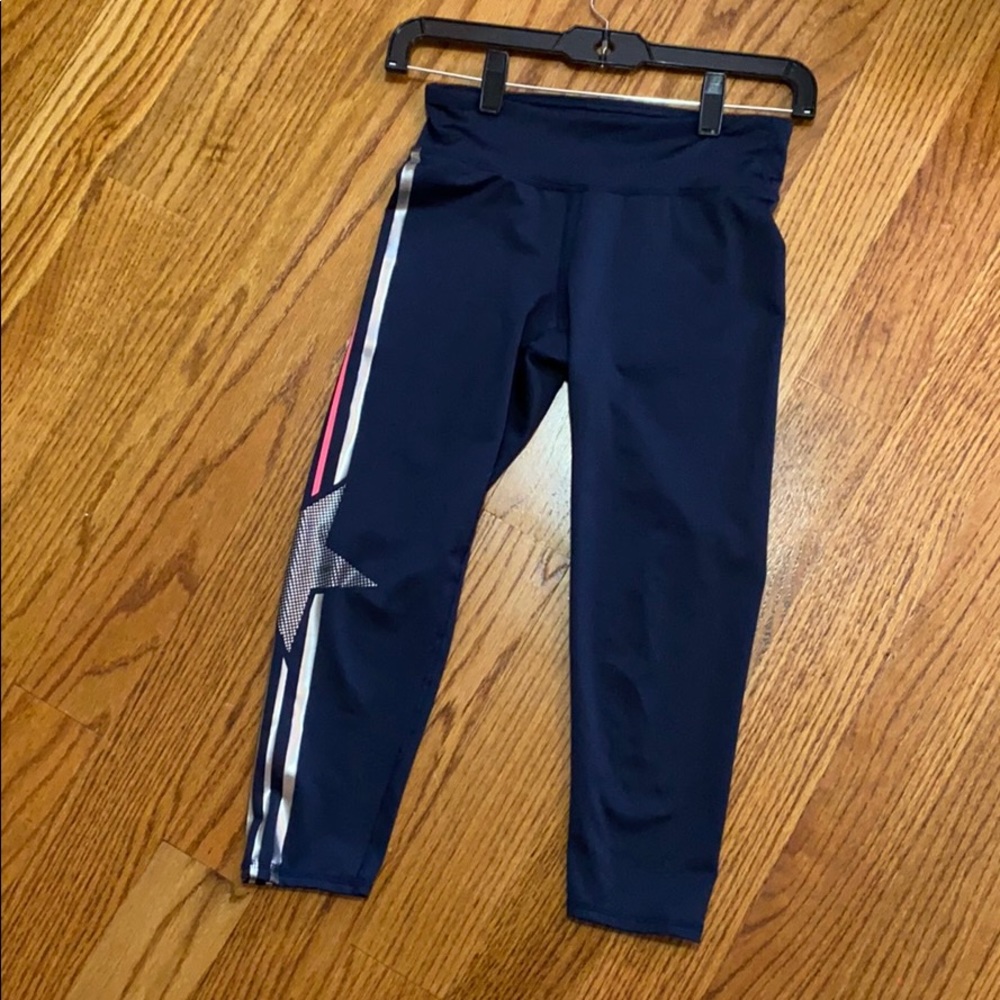 Girls athletic leggings